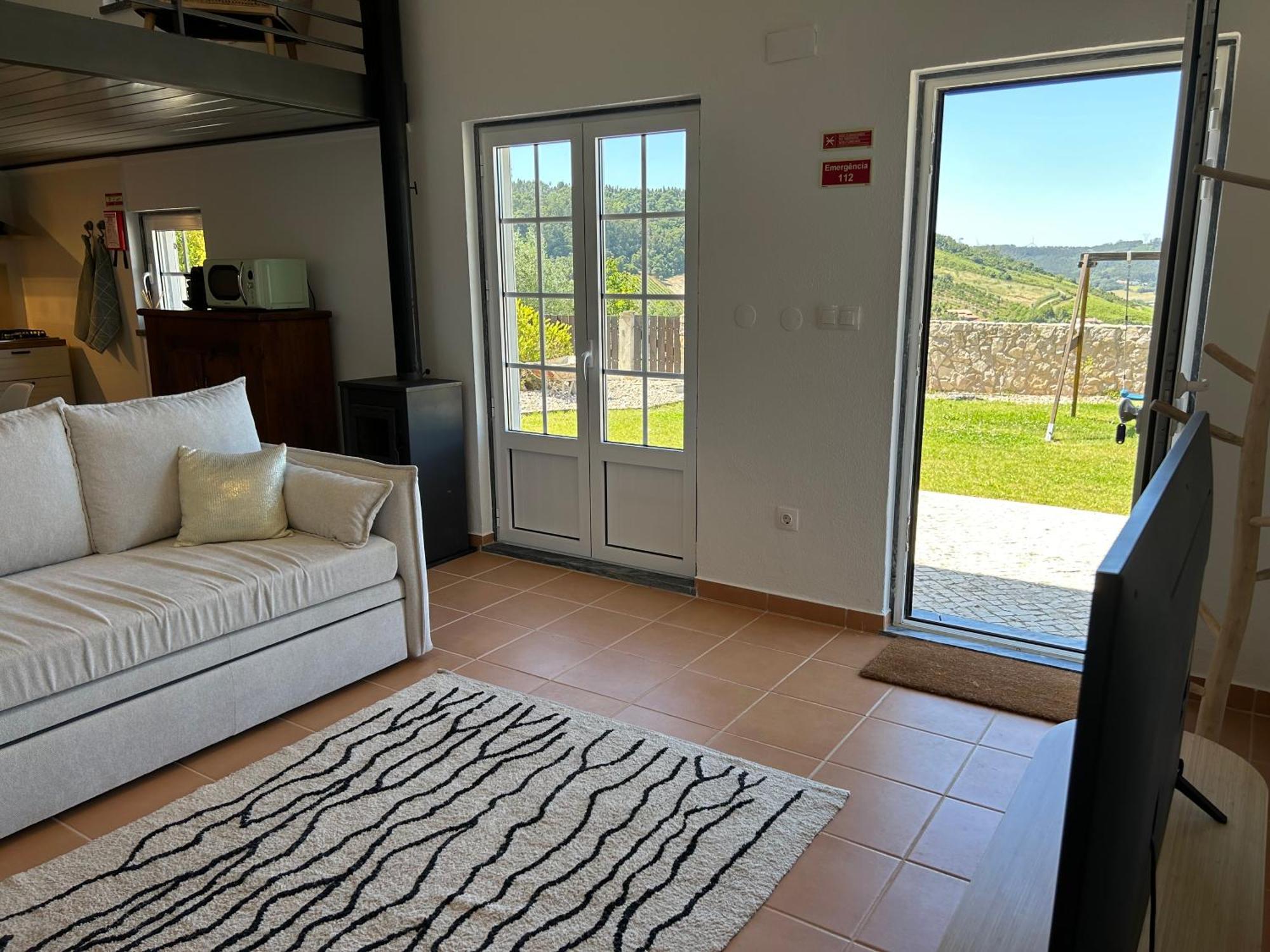 Casal Dos Mochos Apartment โซบรัล ดิ มงต์อากราโซ ภายนอก รูปภาพ
